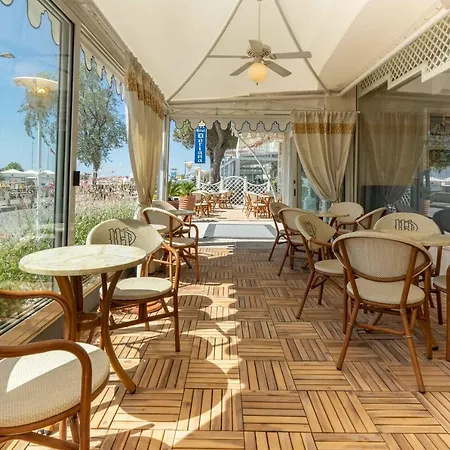 Doriana Hotel 3*